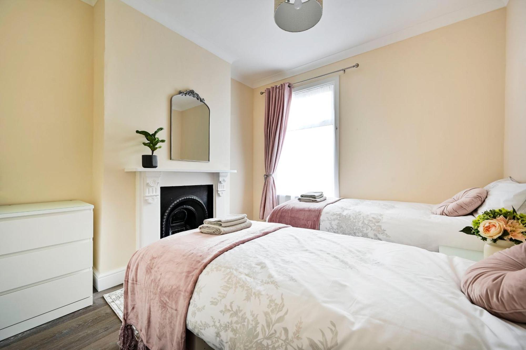 A Two Bedroom A Stride Away From Meridian Greenwich London Eksteriør bilde